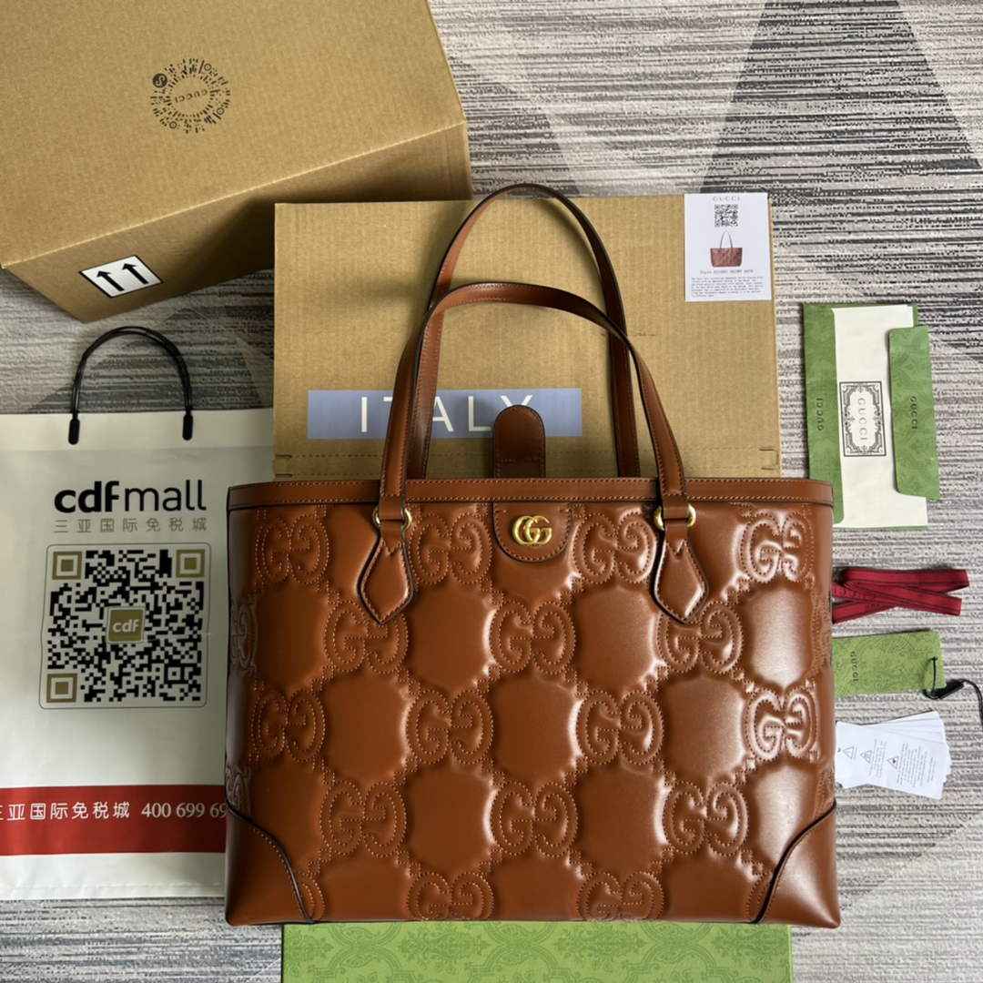 Gucci ‎631685 GG Matelassé leather medium tote Light brown leather
