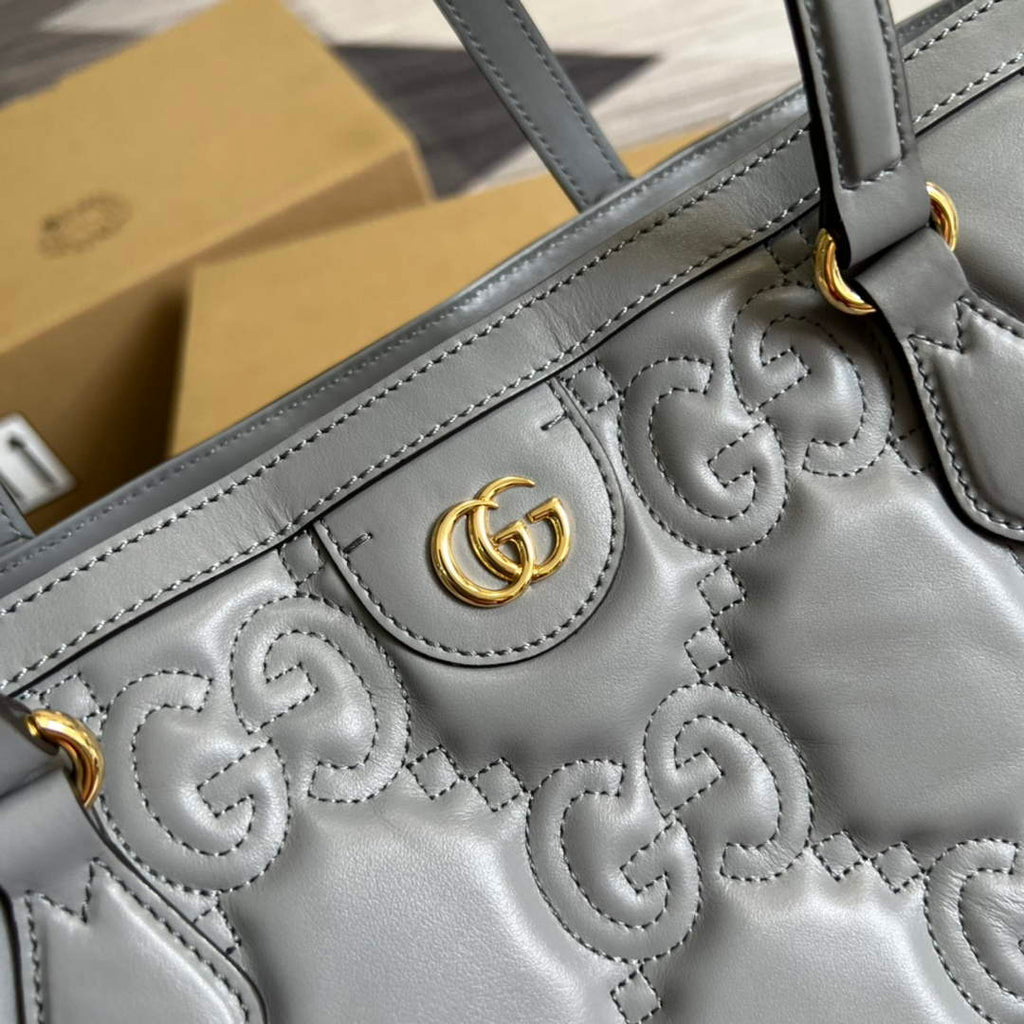 Gucci ‎631685 GG Matelassé leather medium tote gray leather