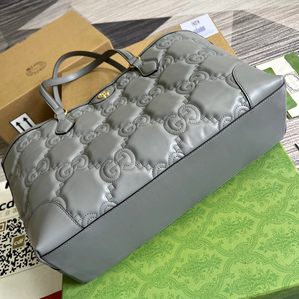 Gucci ‎631685 GG Matelassé leather medium tote gray leather