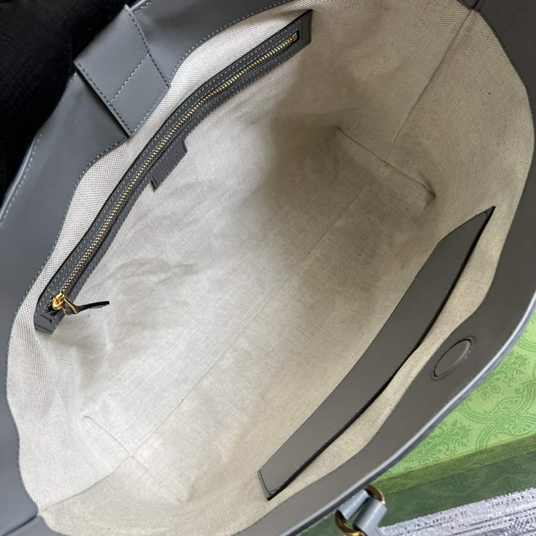Gucci ‎631685 GG Matelassé leather medium tote gray leather