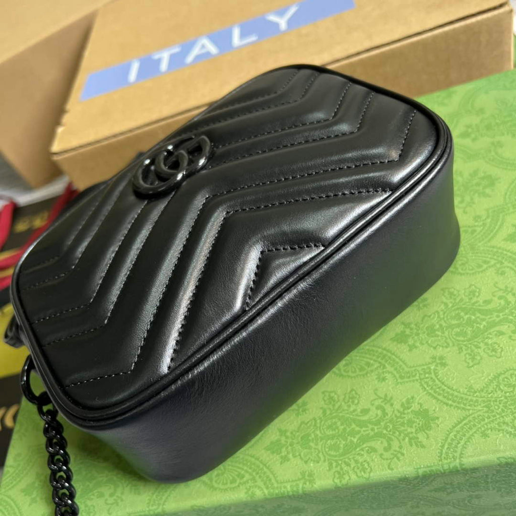 Gucci 634936 GG Marmont mini shoulder bag black