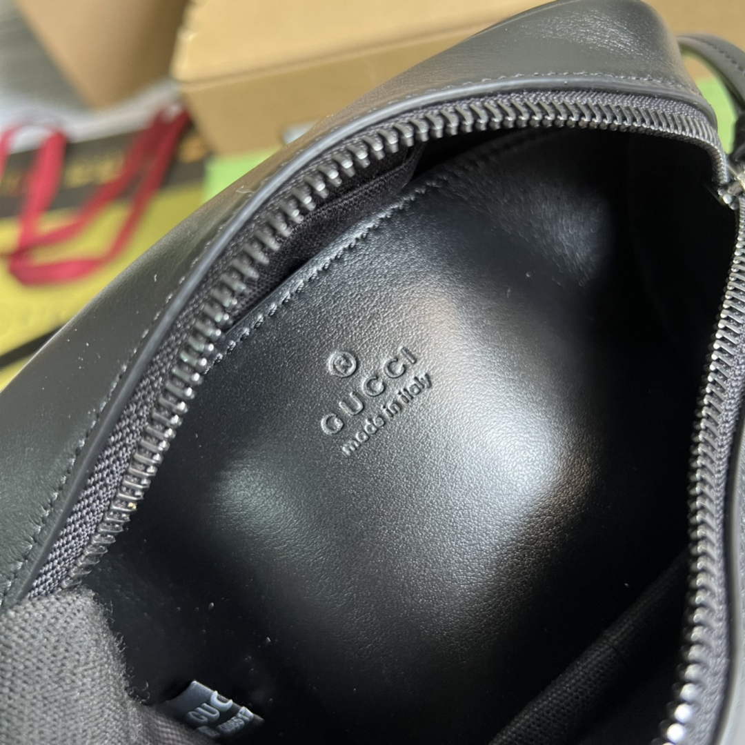 Gucci 634936 GG Marmont mini shoulder bag black
