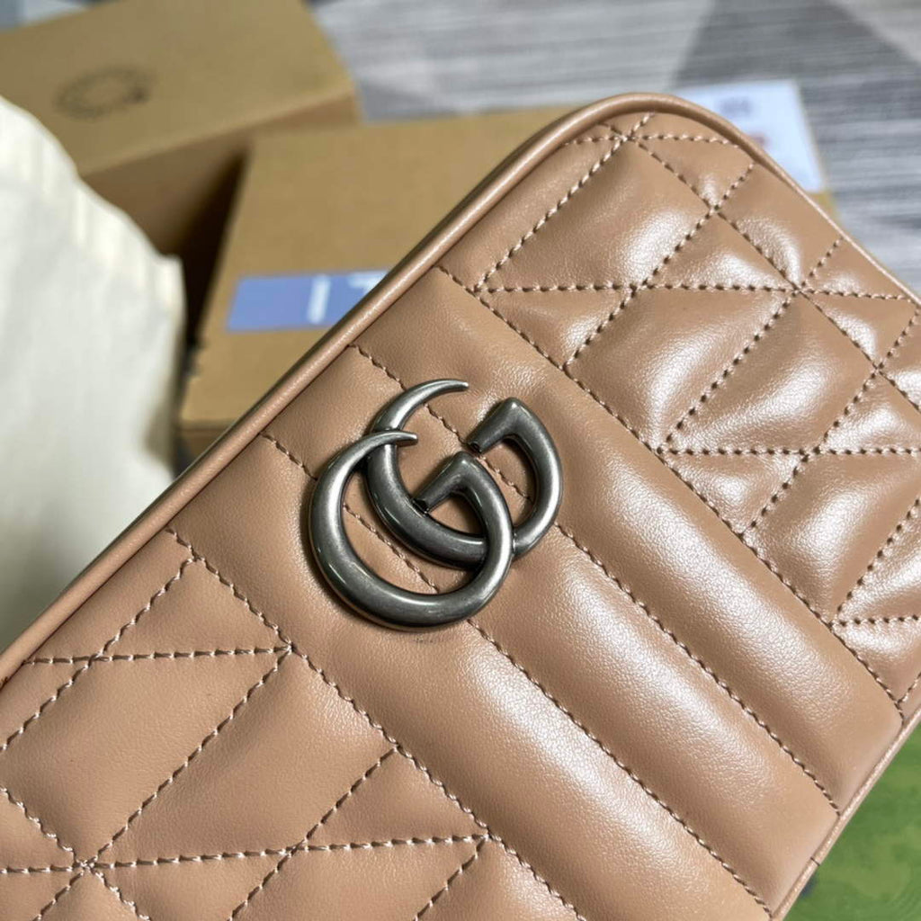 Gucci 634936 GG Marmont mini shoulder bag apricot