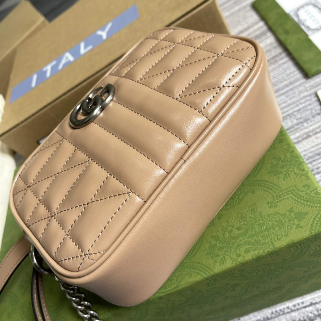 Gucci 634936 GG Marmont mini shoulder bag apricot