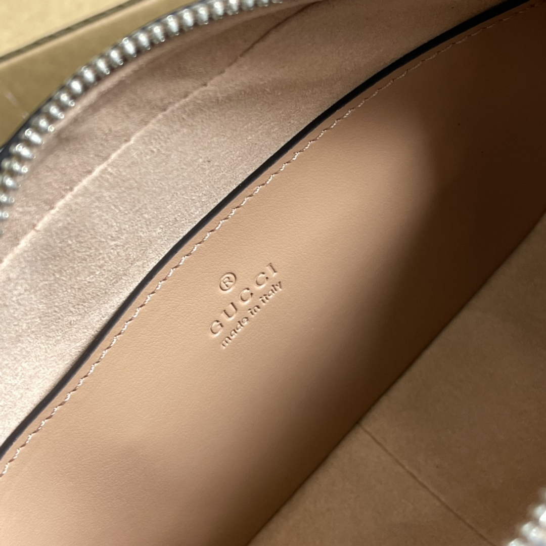 Gucci 634936 GG Marmont mini shoulder bag apricot