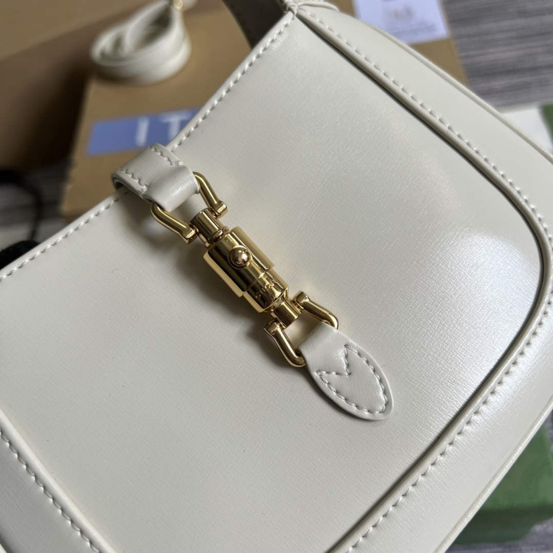 Gucci 637091 Jackie 1961 mini shoulder bag White leather