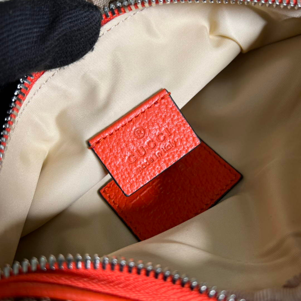 Gucci 650299 The North Face x Gucci belt bag Beige