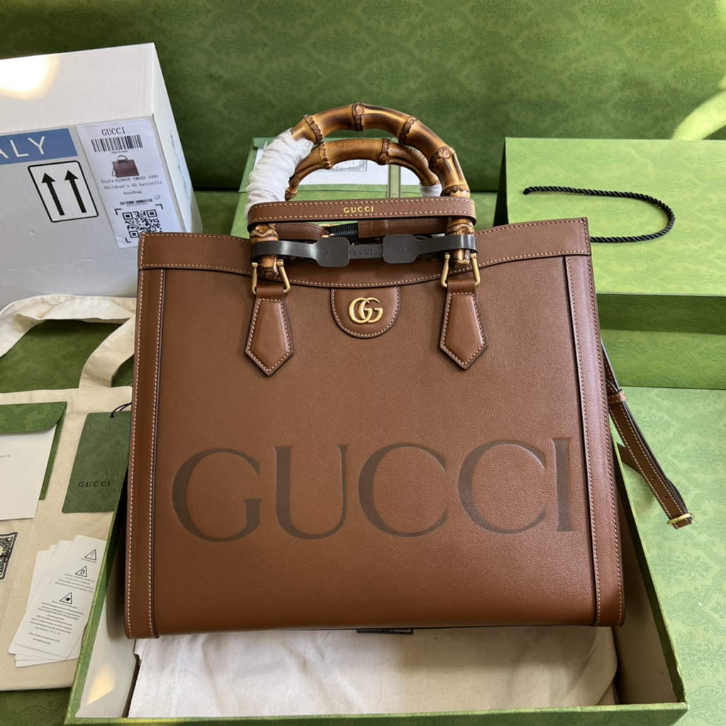 Gucci 655658 Diana medium top handle bag Brown leather
