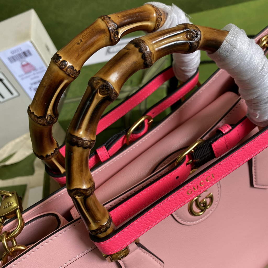 Gucci 655658 Diana medium top handle bag Pink leather