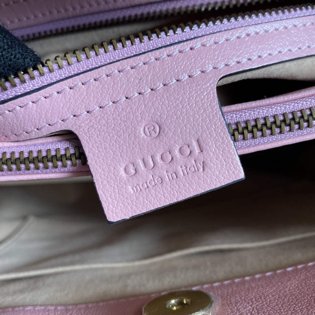 Gucci 655658 Diana medium top handle bag Pink leather
