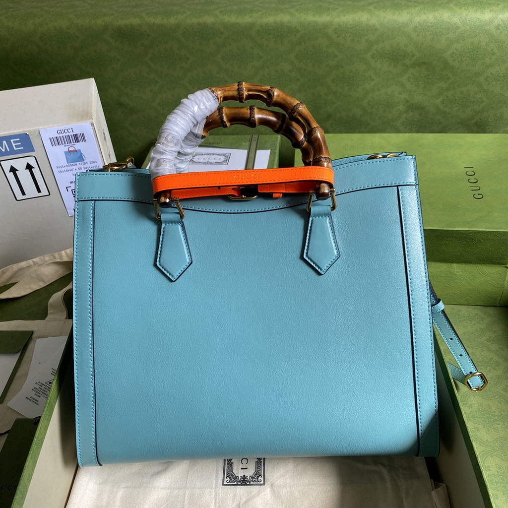 Gucci 655658 Diana medium top handle bag Blue leather