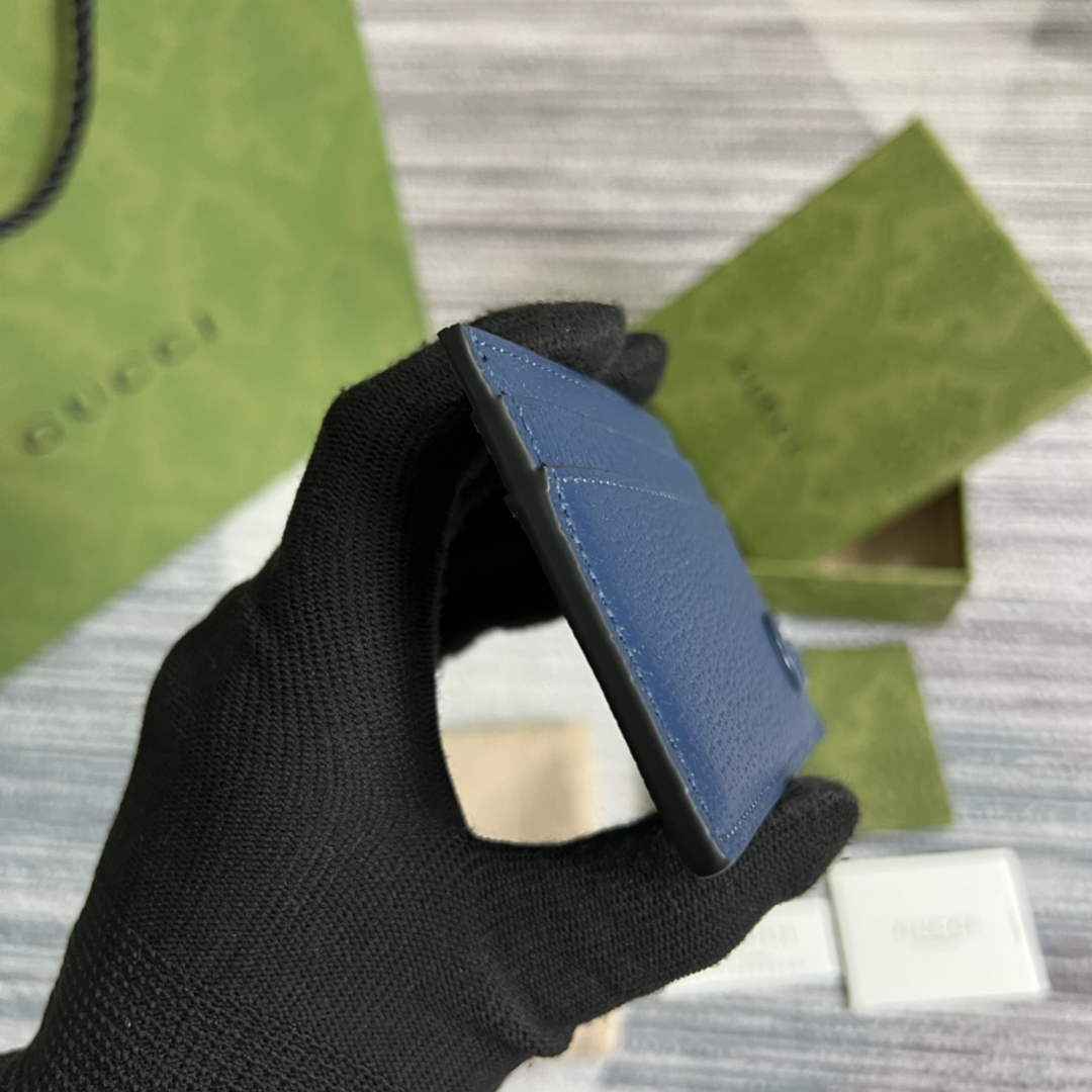 Gucci 657588 GG Marmont card case blue leather