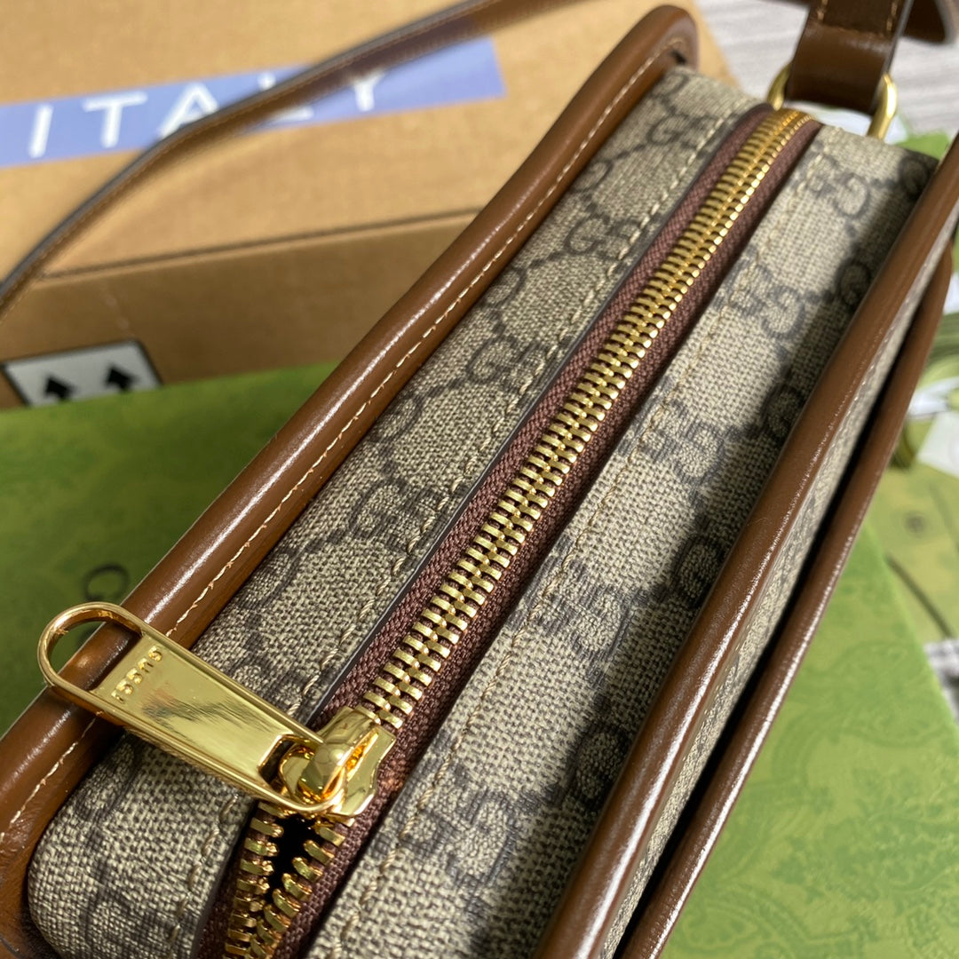 Gucci ‎658572 Mini bag with Interlocking G brown leather