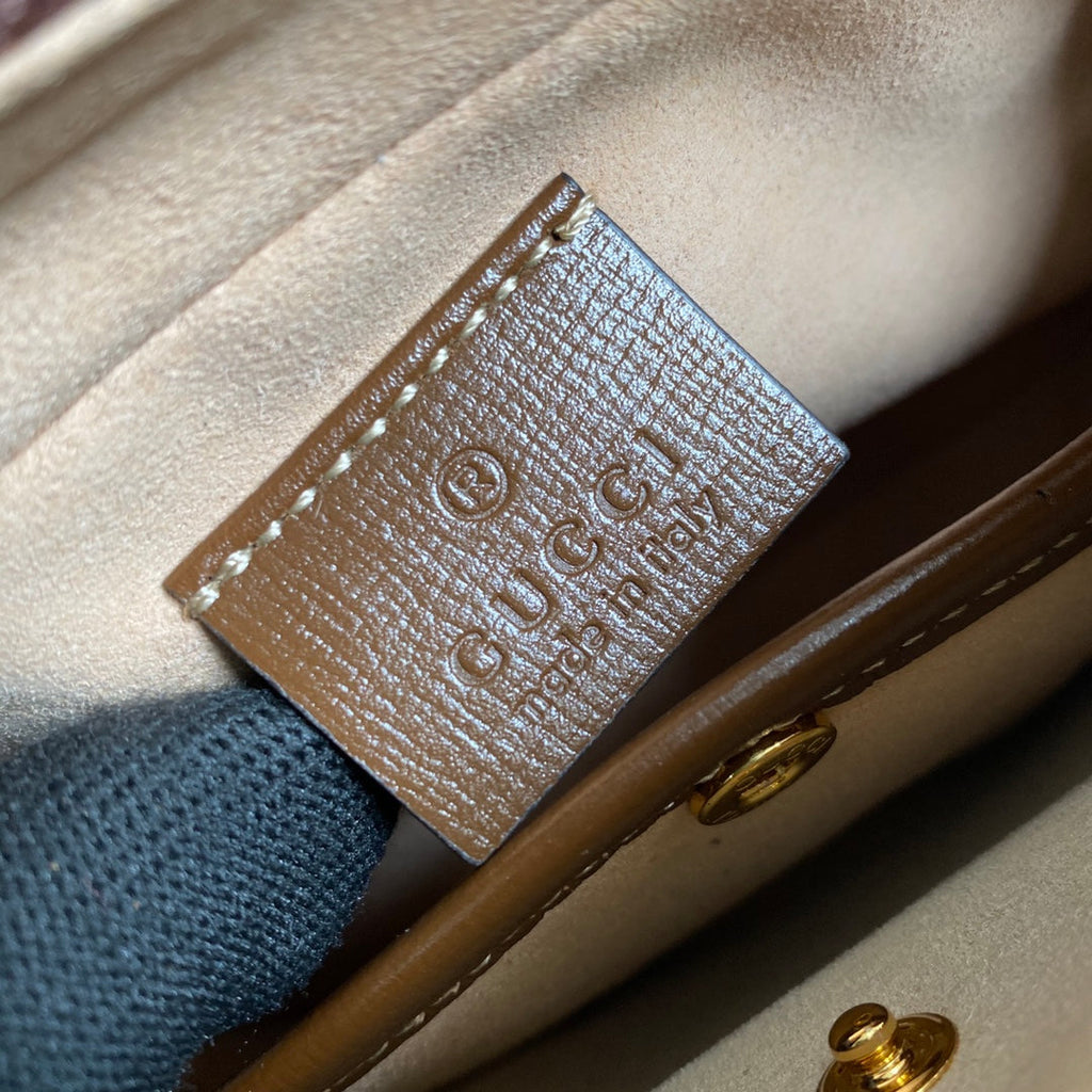 Gucci ‎658572 Mini bag with Interlocking G brown leather