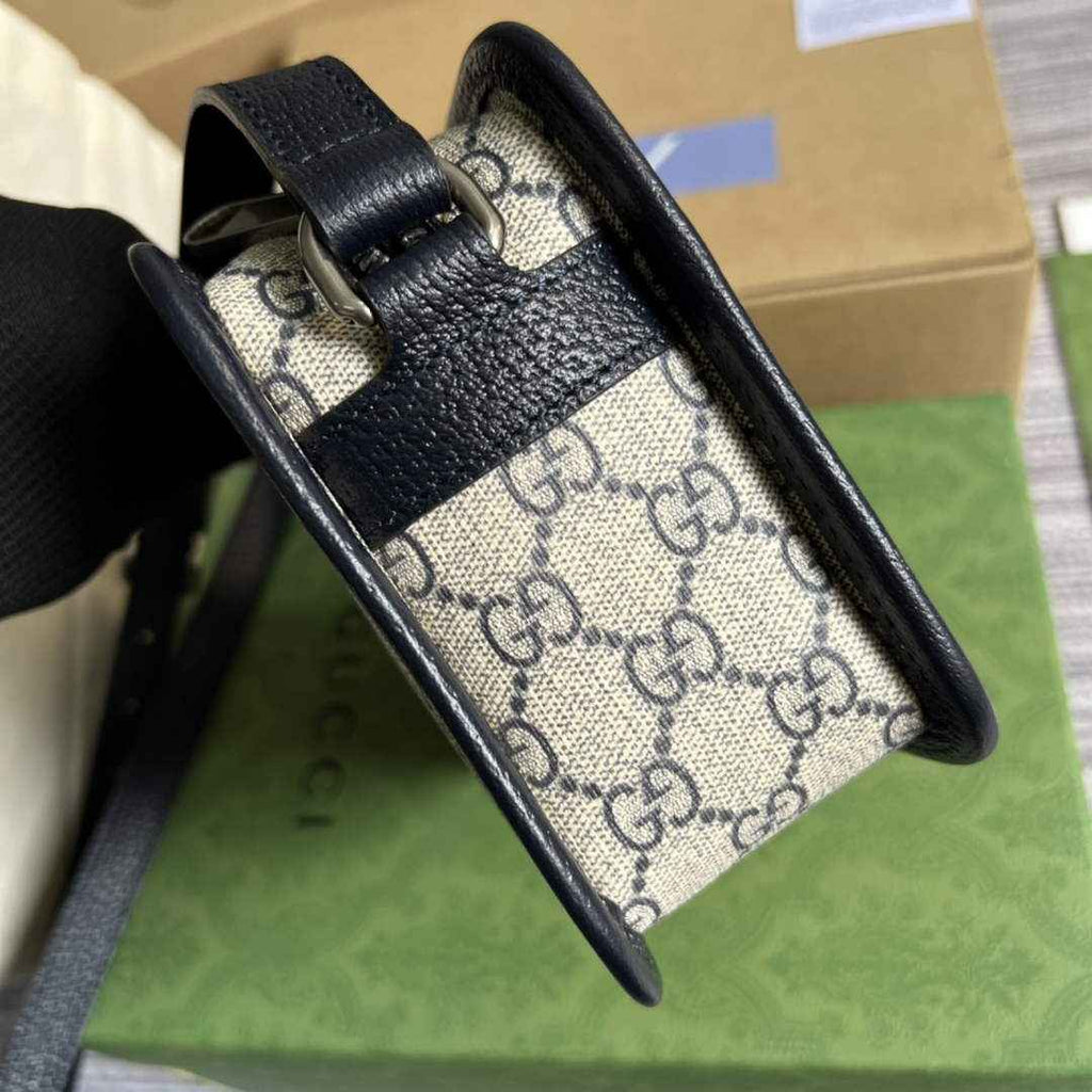 Gucci ‎658572 Mini bag with Interlocking G blue leather