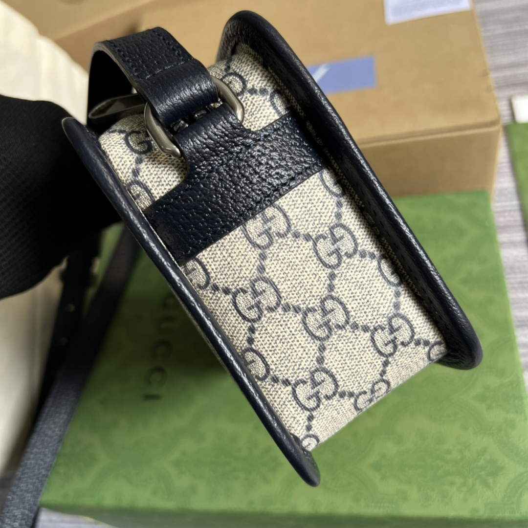 Gucci ‎658572 Mini bag with Interlocking G blue leather