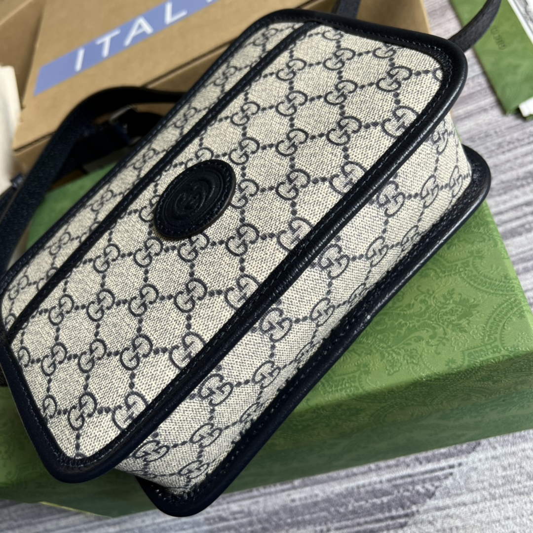 Gucci ‎658572 Mini bag with Interlocking G blue leather