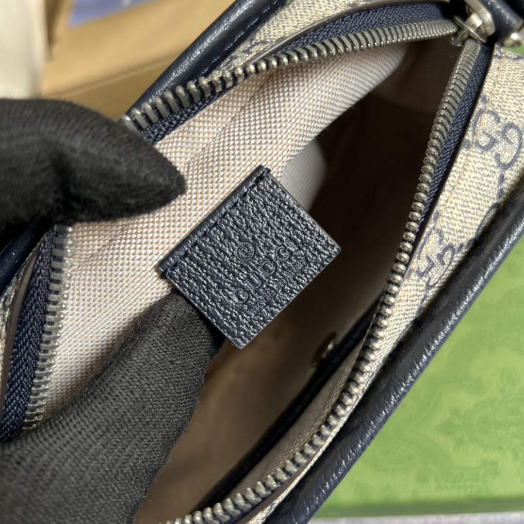 Gucci ‎658572 Mini bag with Interlocking G blue leather