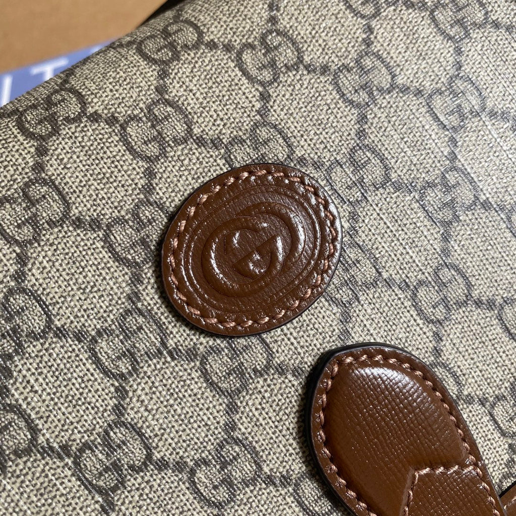 Gucci 671620 Mini shoulder bag with Interlocking G brown leather