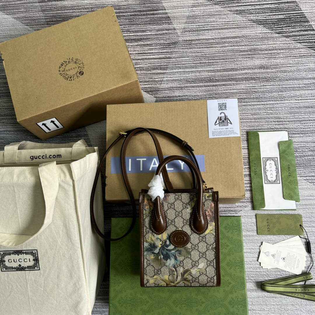 Gucci ‎‎‎671623 Bananya print mini tote bag brown