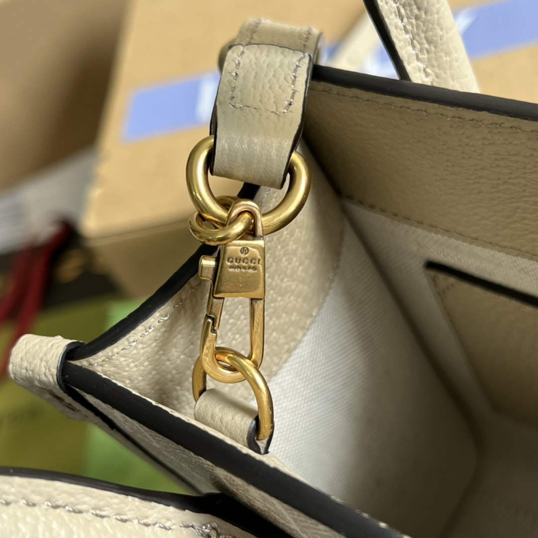 Gucci ‎‎‎671623 Mini tote bag with Interlocking G Beige