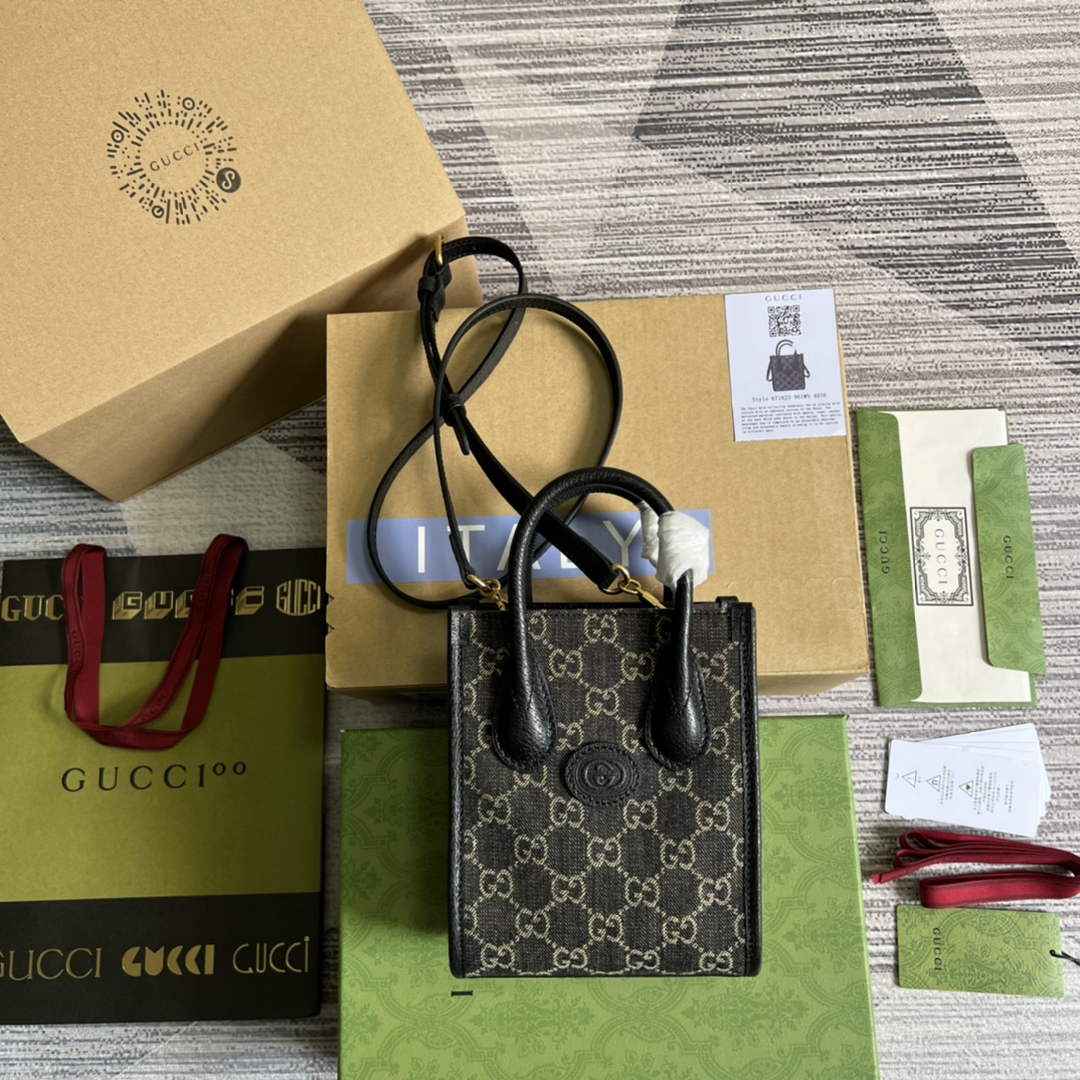 Gucci ‎‎‎671623 Mini tote bag with Interlocking G black