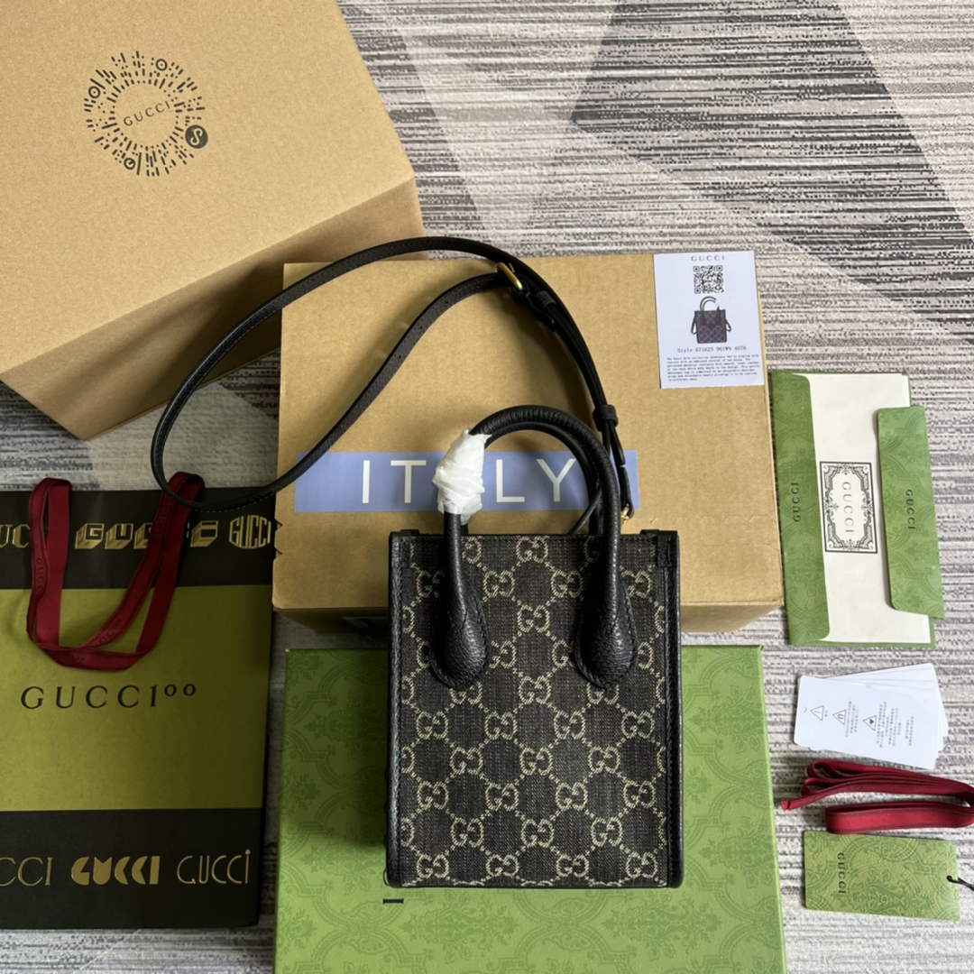 Gucci ‎‎‎671623 Mini tote bag with Interlocking G black