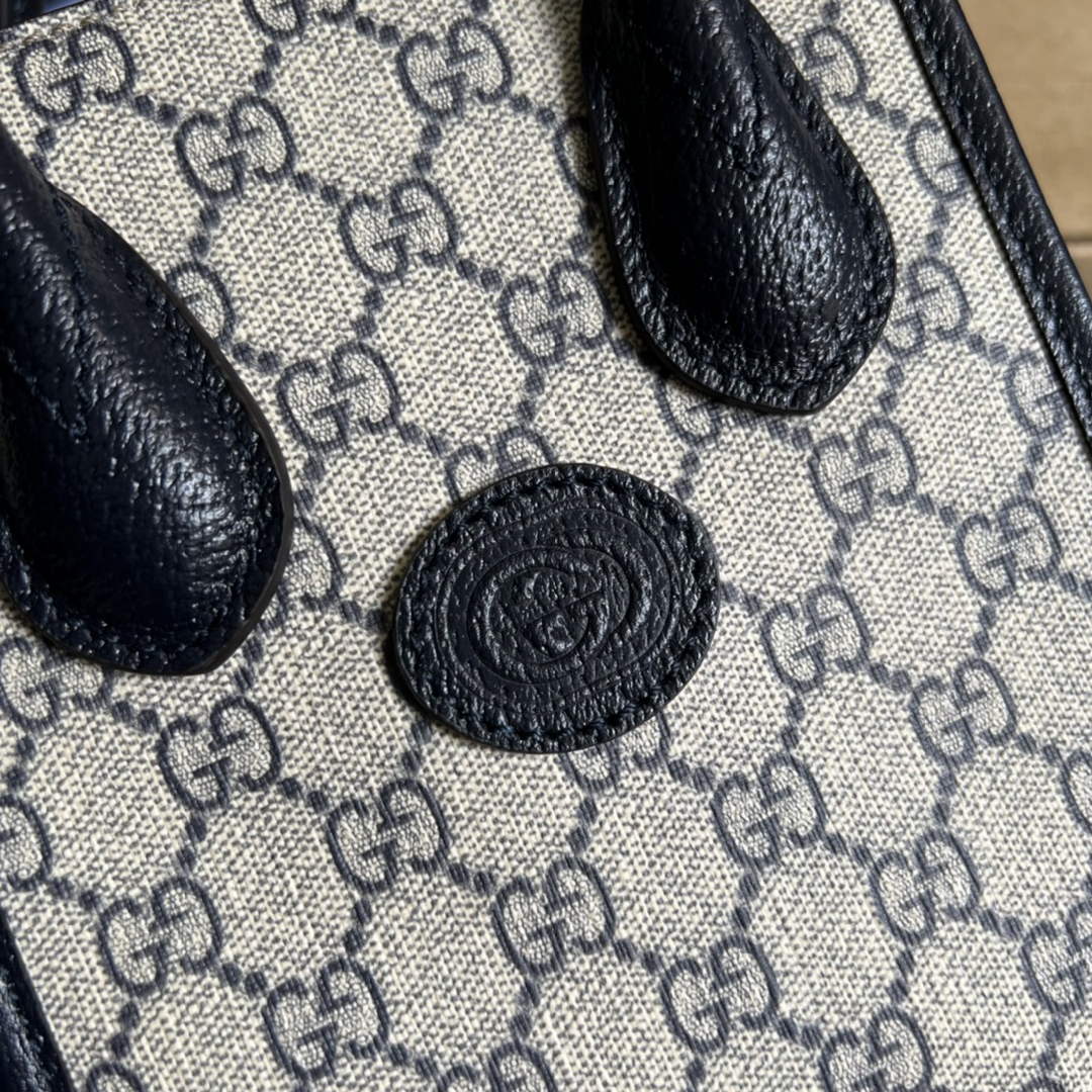 Gucci ‎‎‎671623 Mini tote bag with Interlocking G blue