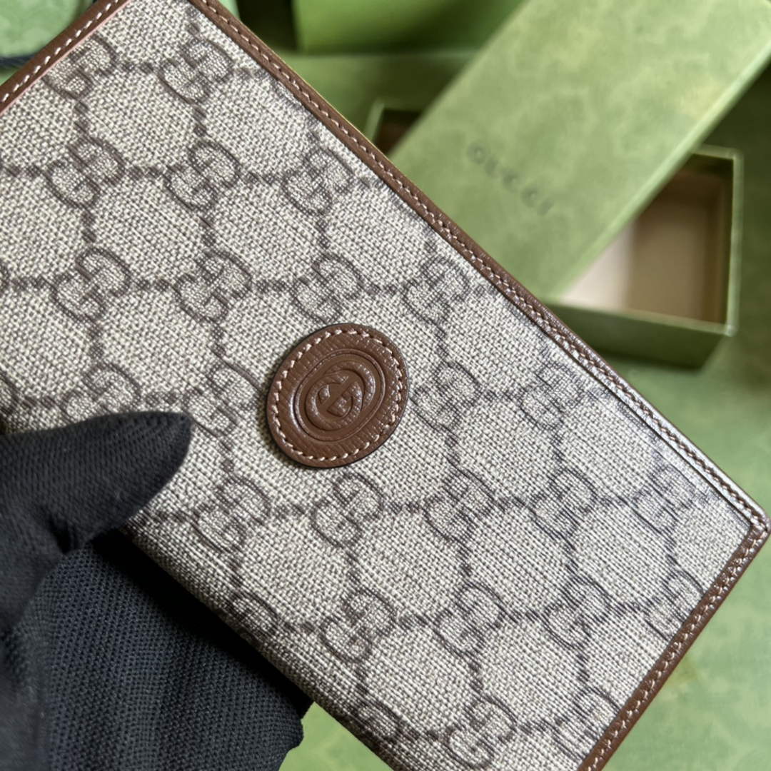 Gucci ‎‎672947 Long wallet with Interlocking G Brown leather