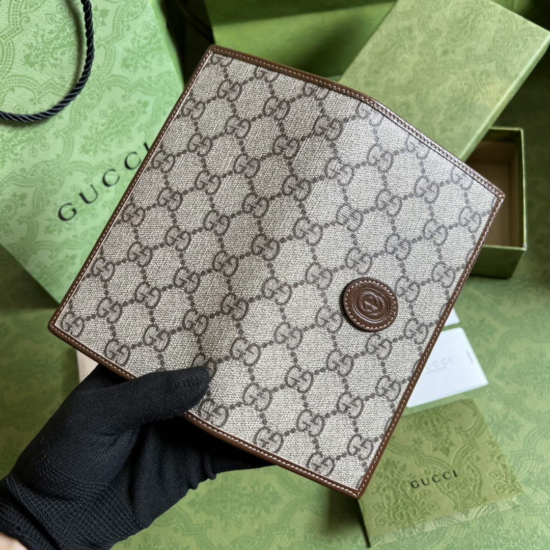 Gucci ‎‎672947 Long wallet with Interlocking G Brown leather