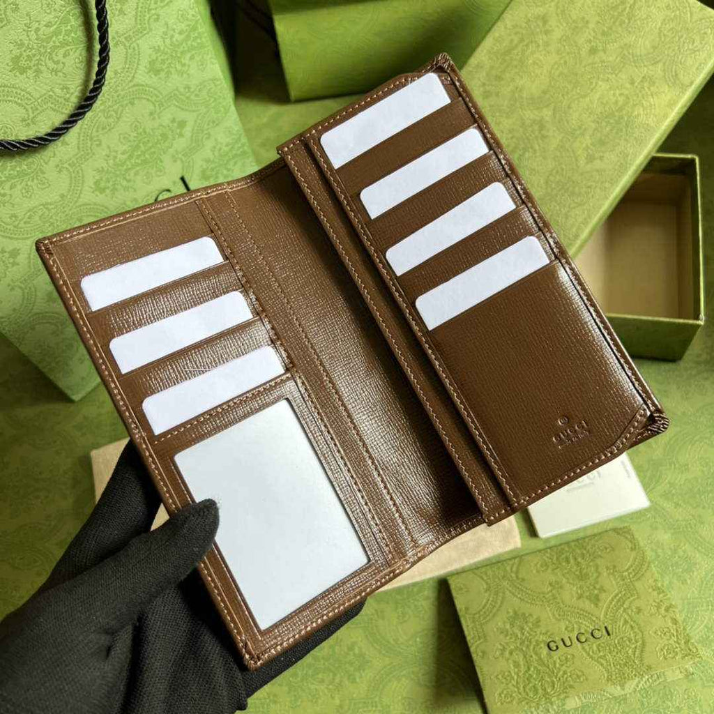 Gucci ‎‎672947 Long wallet with Interlocking G Brown leather