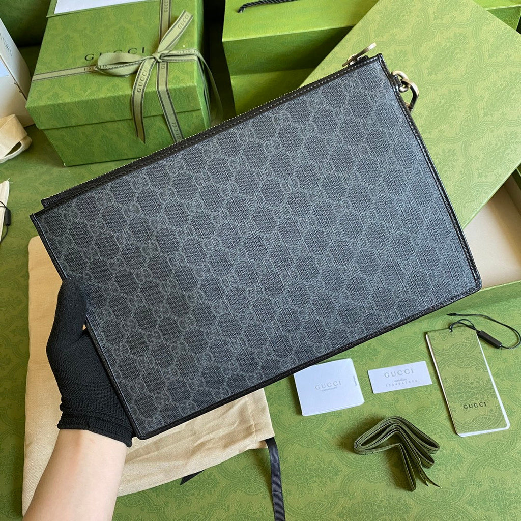 Gucci ‎672953 GG pouch Beige and blue GG Supreme canvas