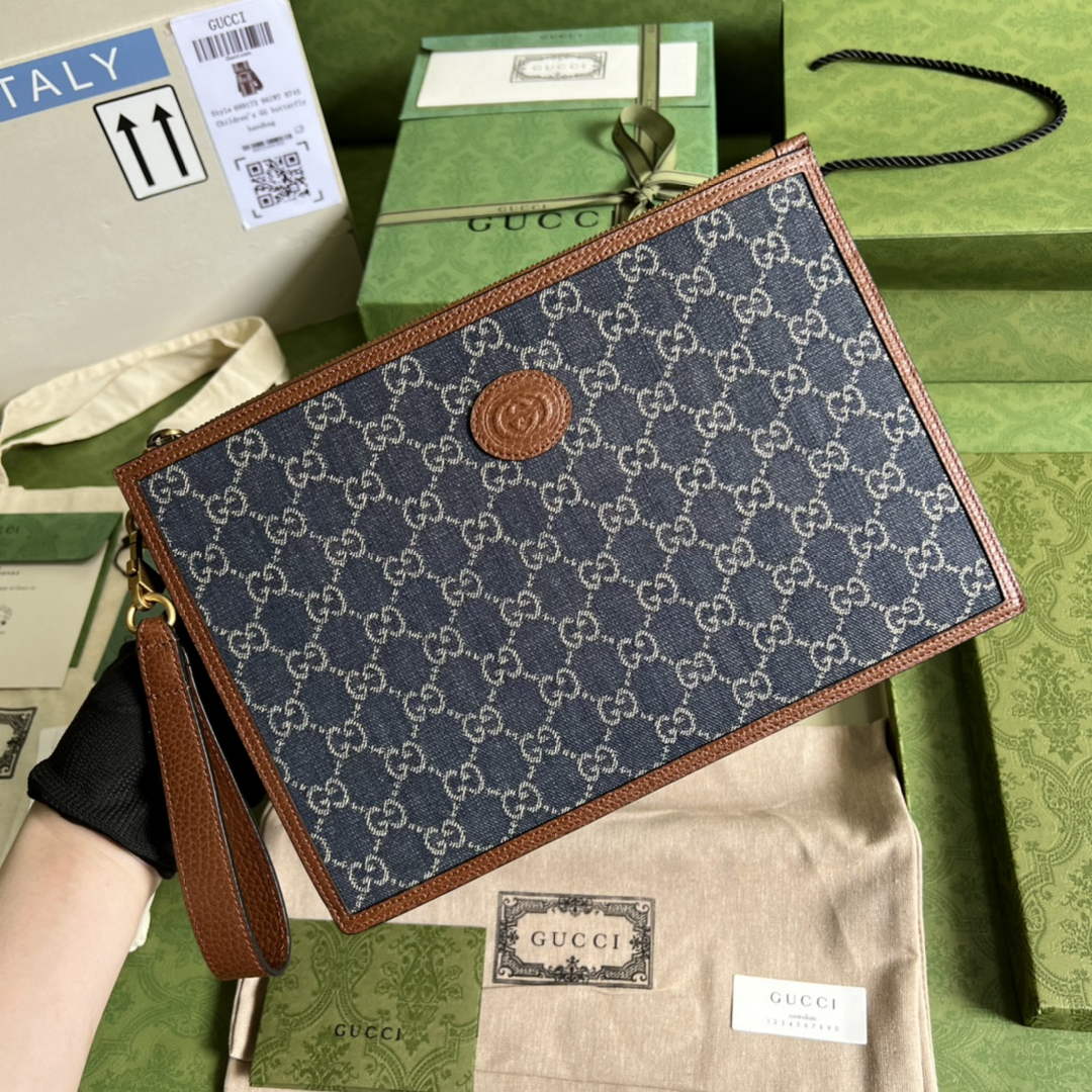 Gucci ‎GG pouch 672953 Beige and blue GG Supreme canvas