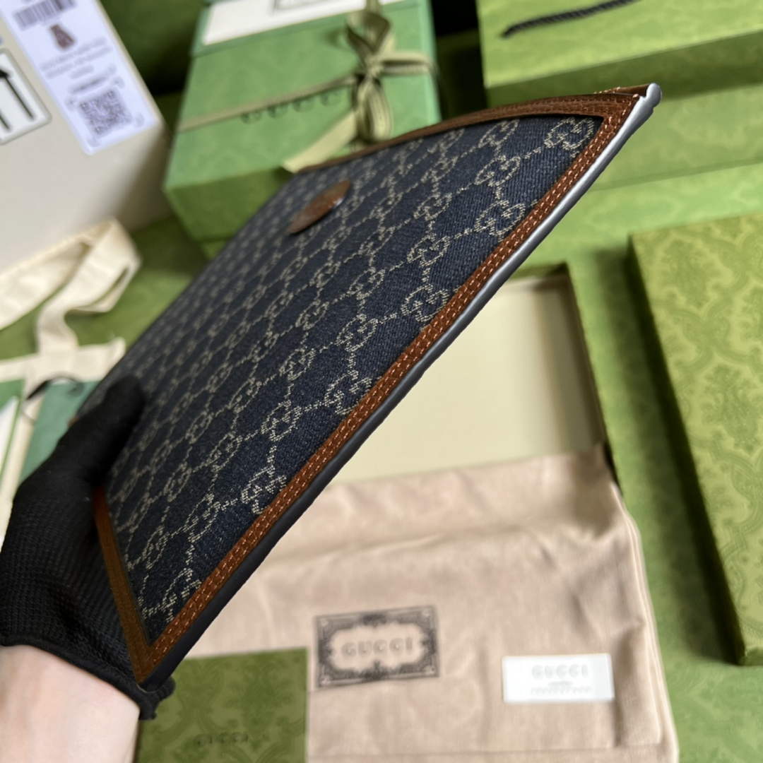 Gucci ‎GG pouch 672953 Beige and blue GG Supreme canvas