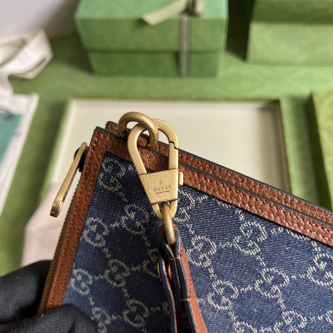 Gucci ‎GG pouch 672953 Beige and blue GG Supreme canvas