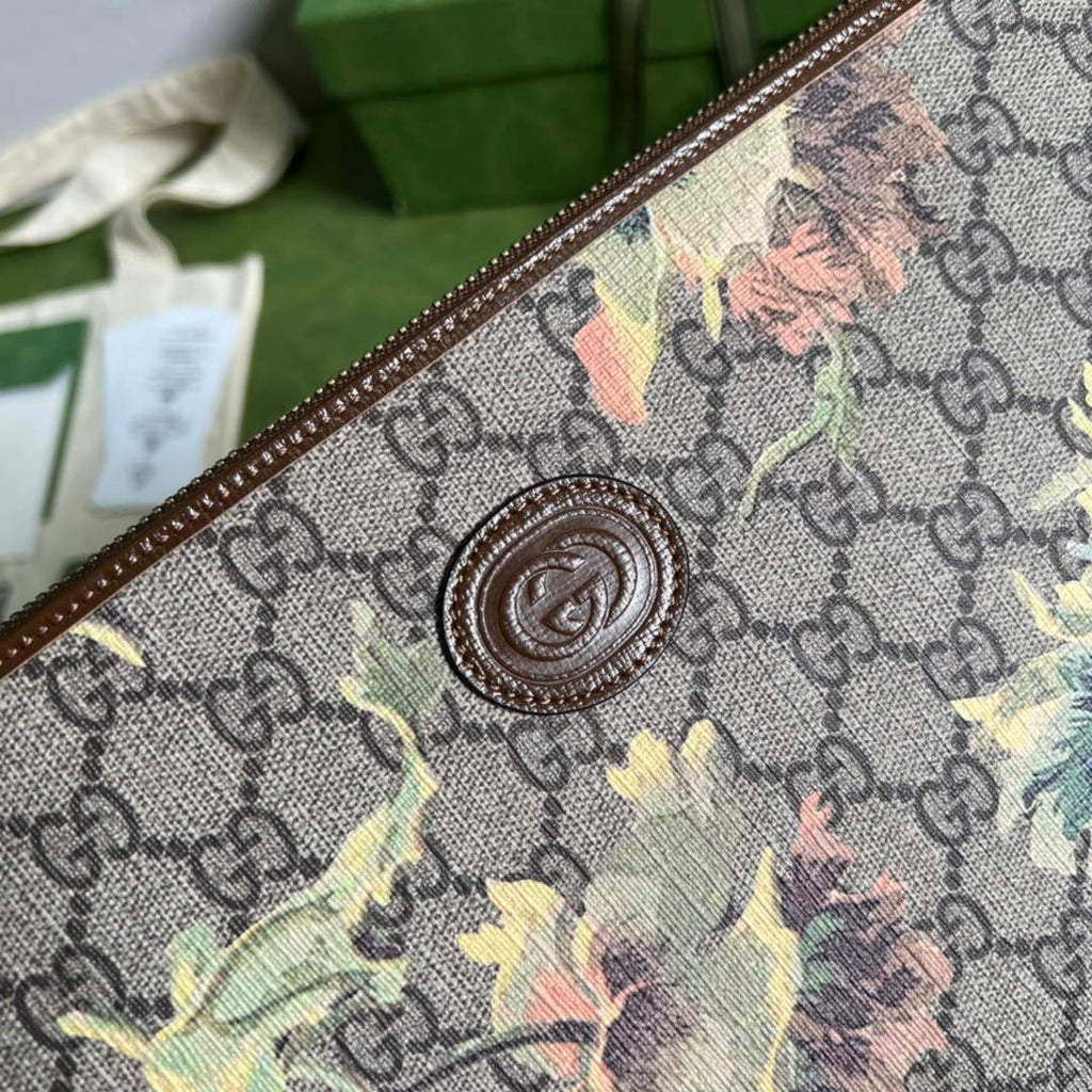 Gucci ‎GG pouch 672953 Beige and brown GG Supreme canvas