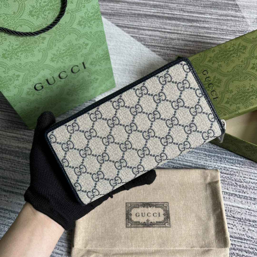‎Gucci 673003 Zip around wallet with Interlocking G navy blue
