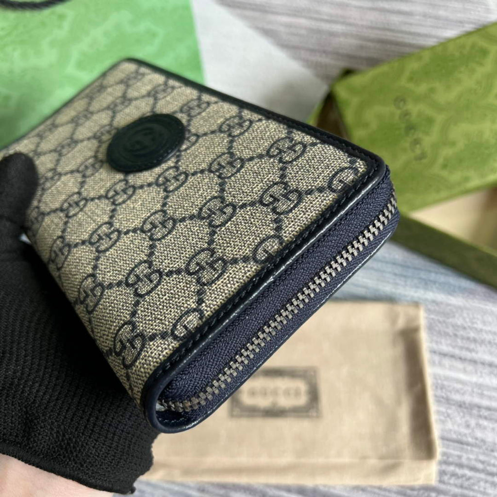 ‎Gucci 673003 Zip around wallet with Interlocking G navy blue