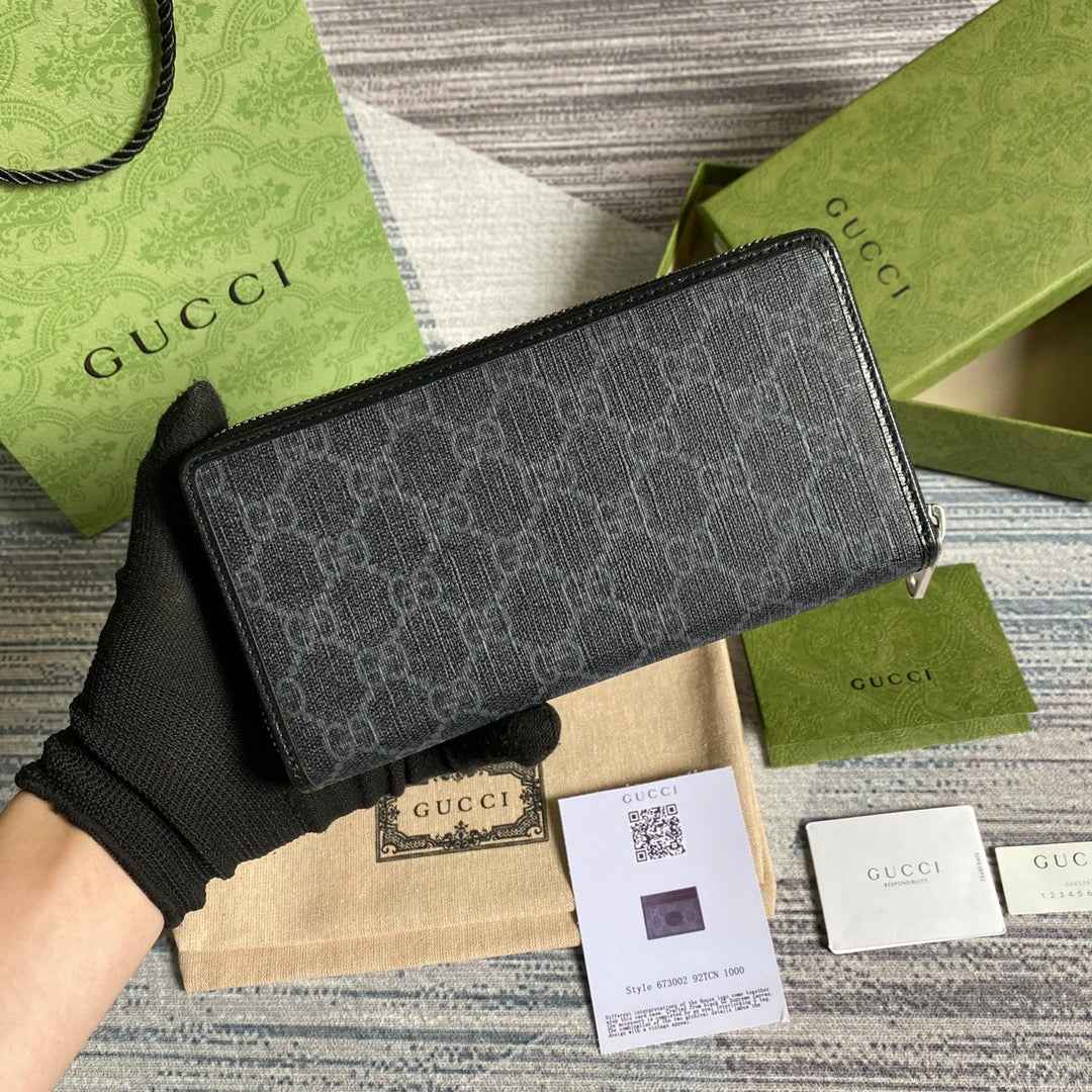‎Gucci 673003 Zip around wallet with Interlocking G black