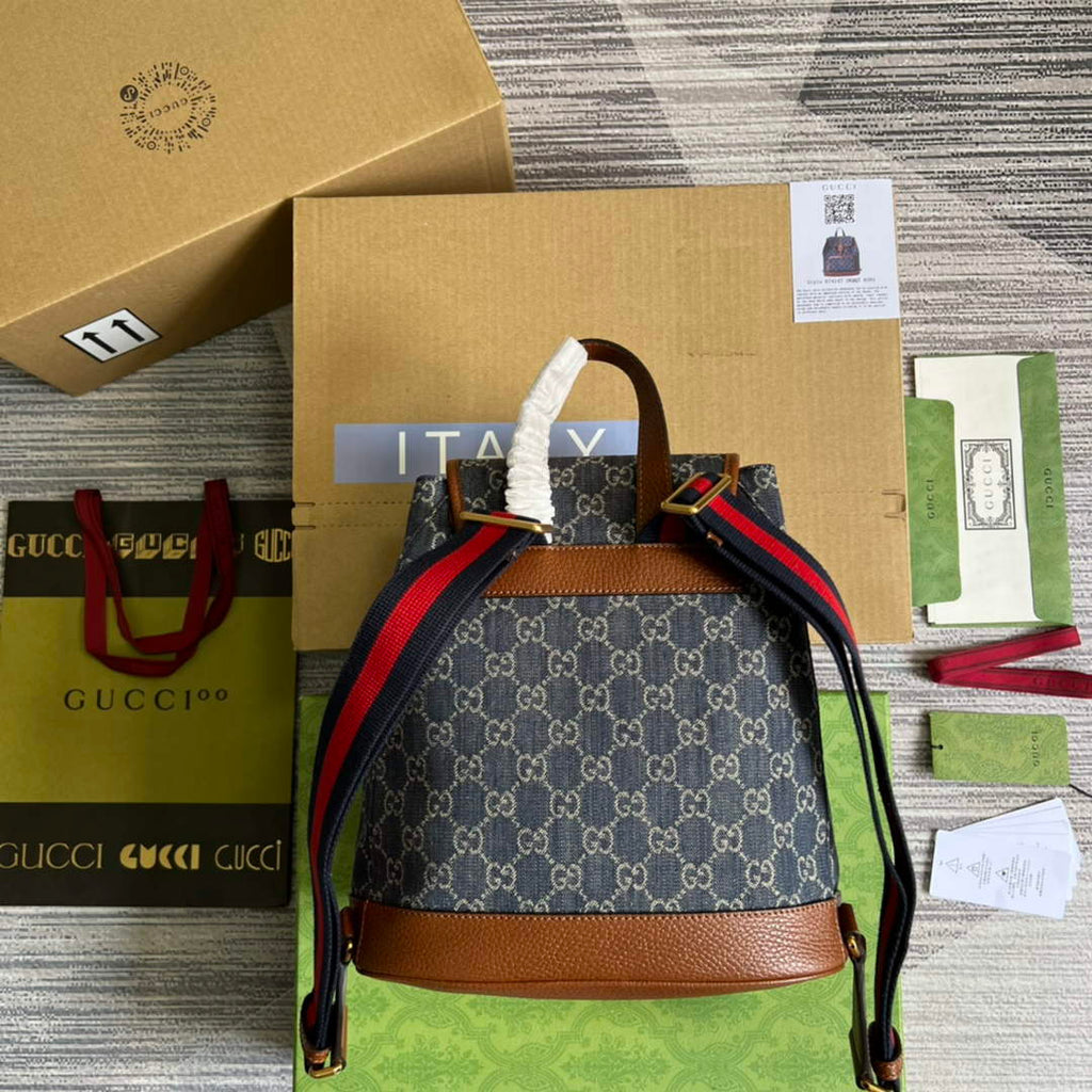 Gucci 674147 Backpack with Interlocking G blue GG Supreme