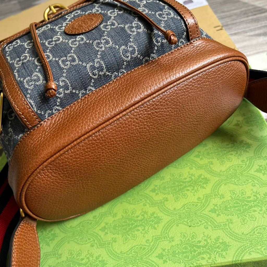 Gucci 674147 Backpack with Interlocking G blue GG Supreme
