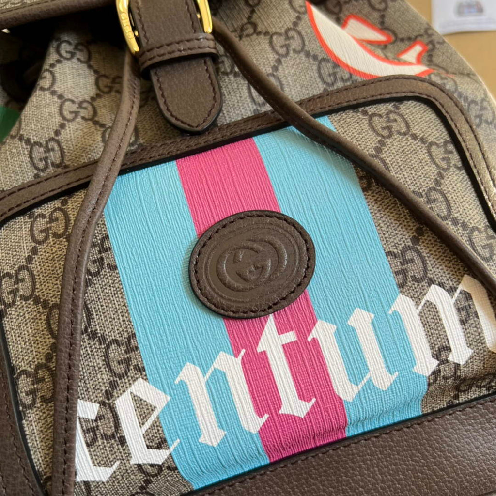 Gucci 674147 Backpack with Interlocking G brown GG Supreme