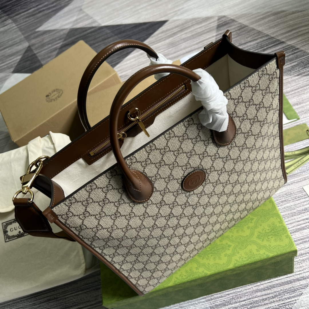 Gucci 674148 Medium tote with Interlocking G Brown leather