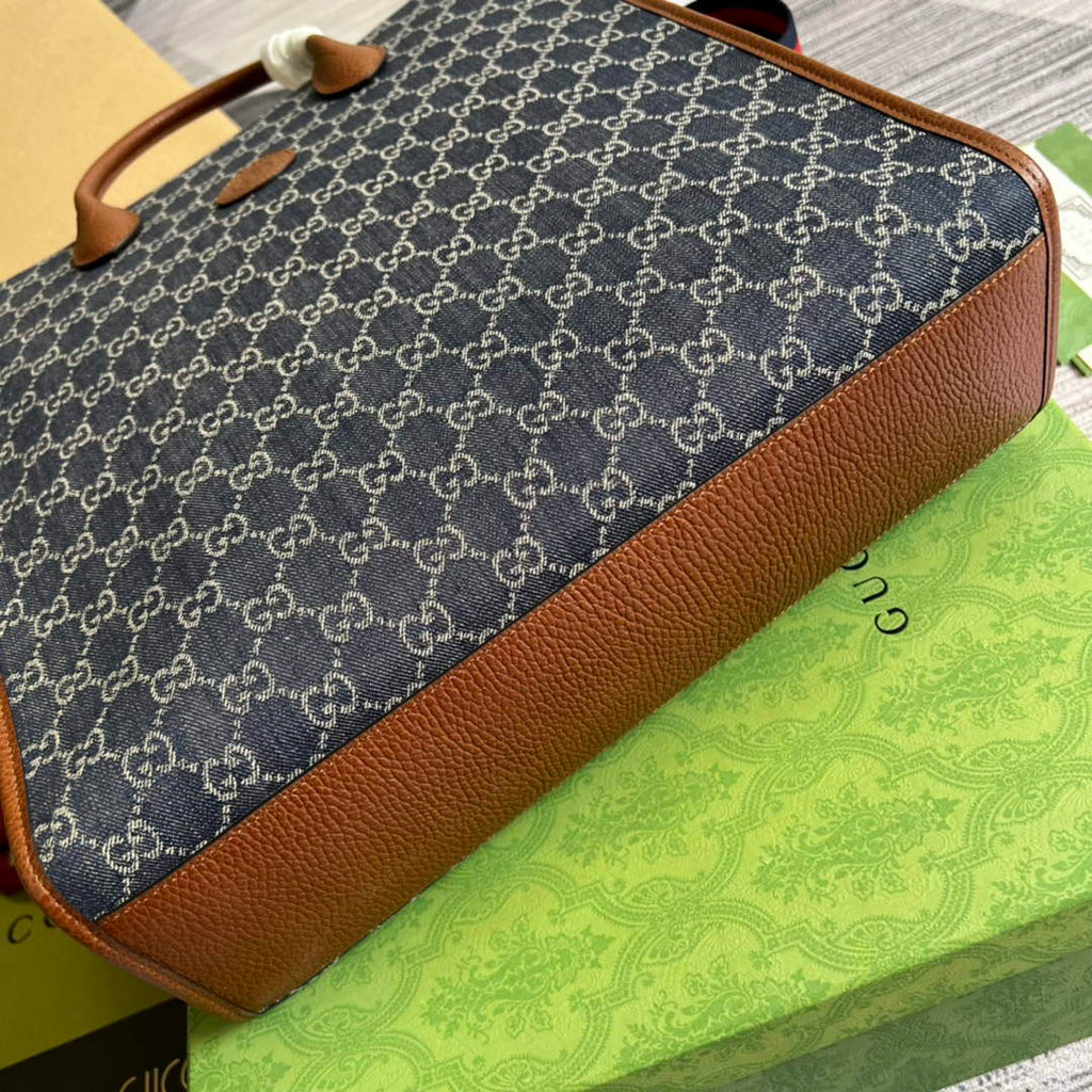 Gucci ‎674155 Medium tote with Interlocking G Blue GG Supreme canvas
