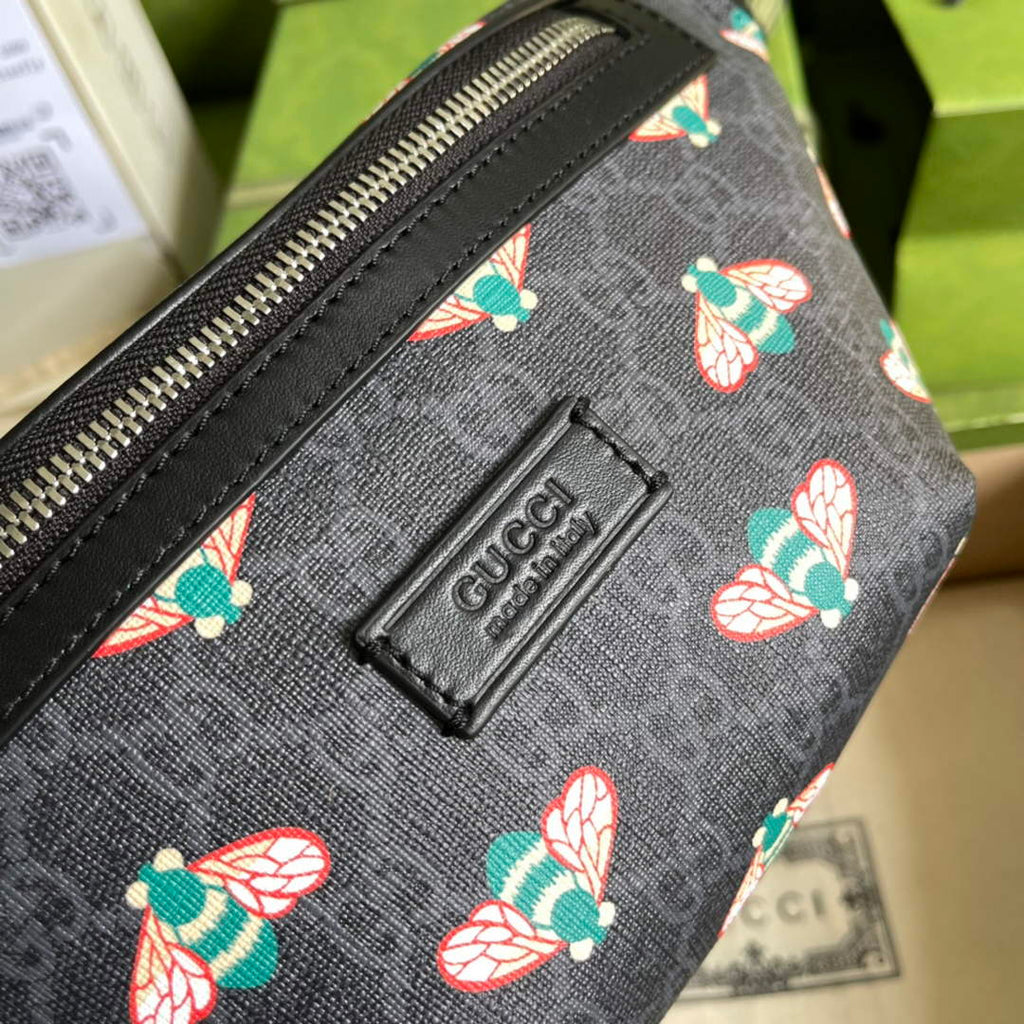 Gucci ‎675181 GG belt bag with Bee print Black leather