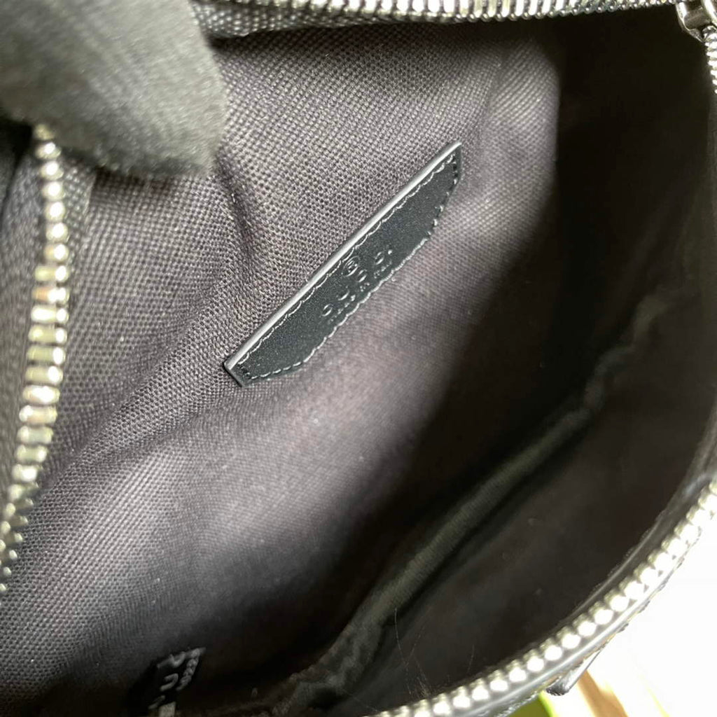 Gucci ‎675181 GG belt bag with Bee print Black leather