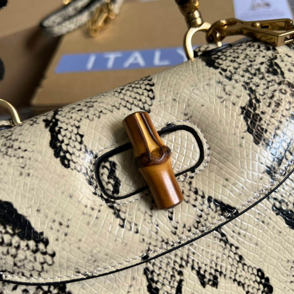 Gucci 675797 Bamboo1947 small top handle bag snake beige