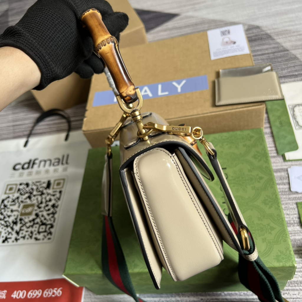 Gucci 675797 Bamboo1947 small top handle bag Beige Leather