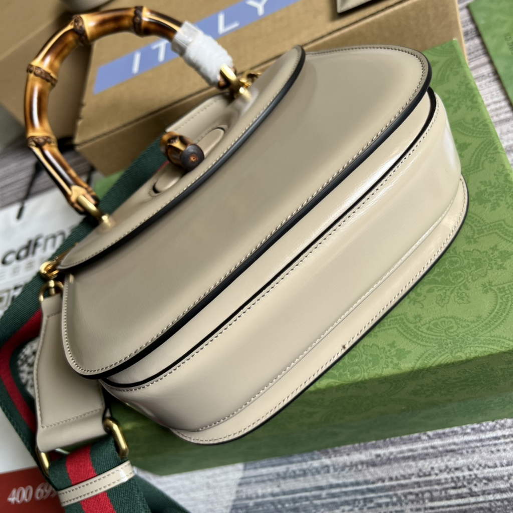 Gucci 675797 Bamboo1947 small top handle bag Beige Leather