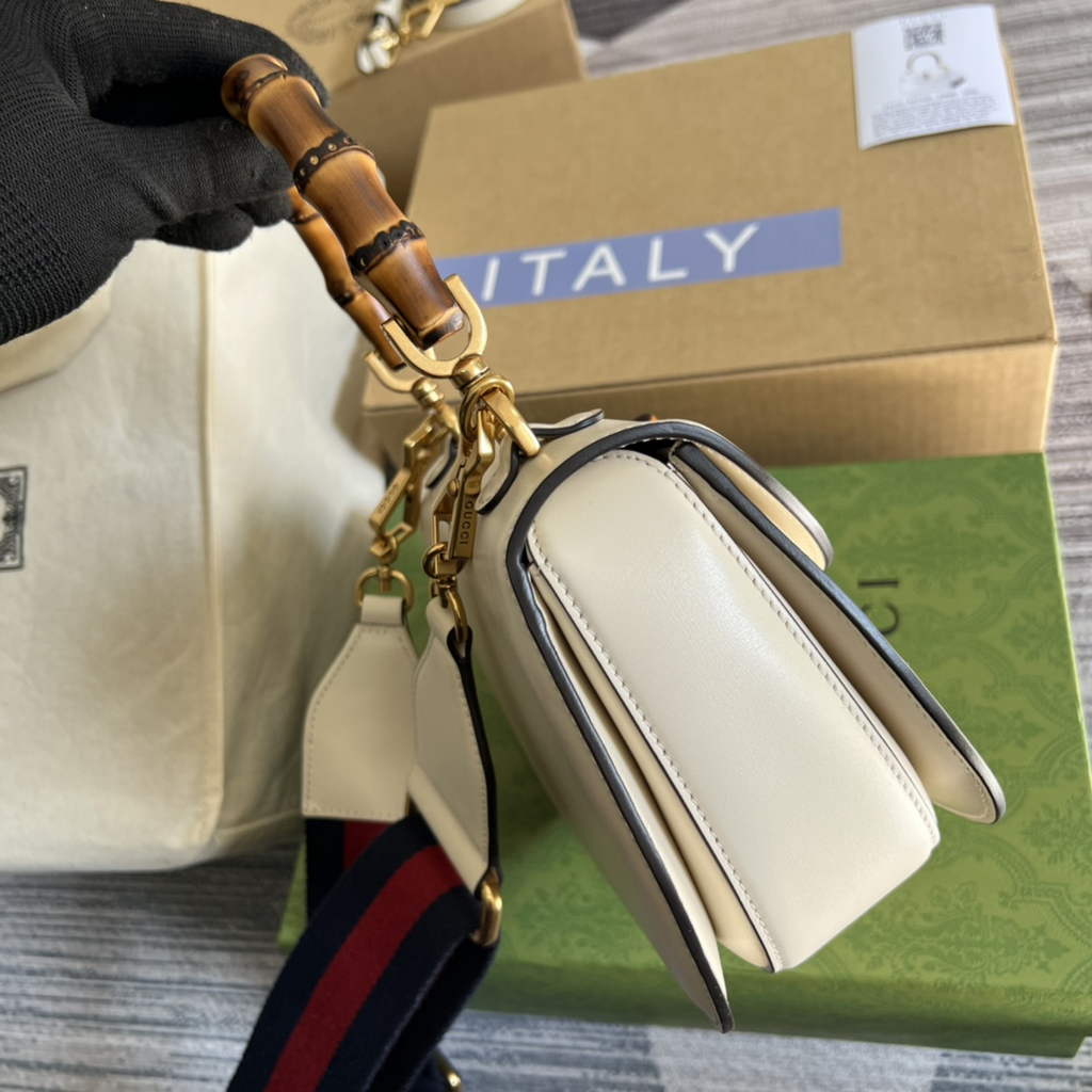 Gucci 675797 Bamboo1947 small top handle bag White Leather